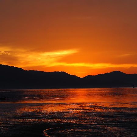Modern Sunset Sea House Lam Sai Βίλα Ko Yao Noi Εξωτερικό φωτογραφία